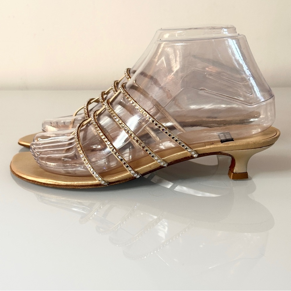 Stuart Weitzman Gold Kitten Heel Sandal 6.5 Toe Post Thong Rhinestone Straps - Picture 9 of 11